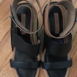 BCBG Maxazria Espadrilles Wedge Sandals size 5.5